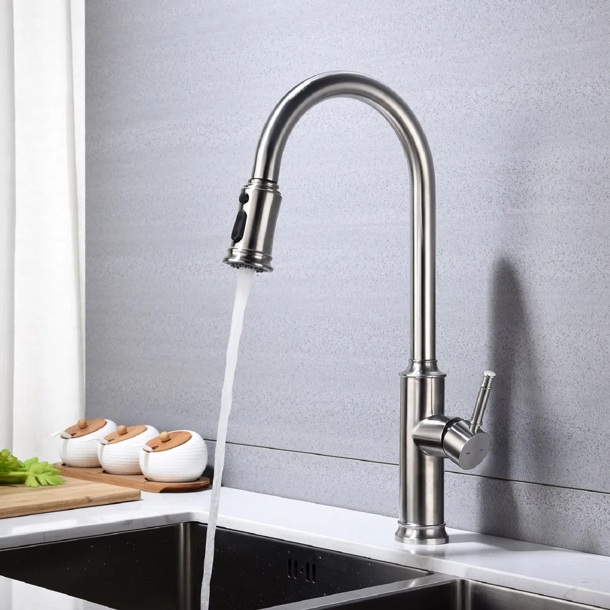 Rubinetti da cucina estraibili ad arco alto con maniglia singola spruzzatore verso il basso for lavelli lavanderia for bar di servizio for camper in fattoria