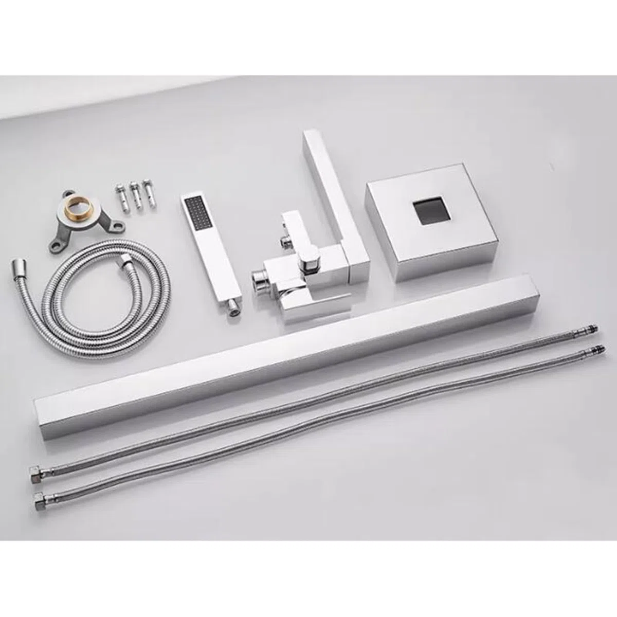 Rubinetto Miscelatore Moderno per Cucina e Bagno, a Pavimento, con Finitura a Cascata, in Ottone Nero.