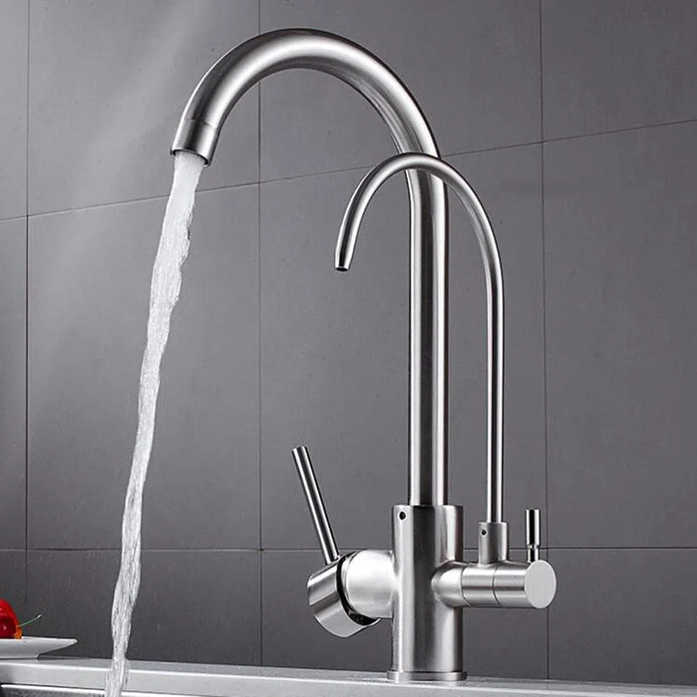 Rubinetto da Cucina in Ottone a 3 Vie con Acqua Calda e Fredda, Rubinetto purificatore d'Acqua 3 in 1, Finitura Cromo Avena, beccuccio Girevole per Un Facile utilizzo e Design Mode